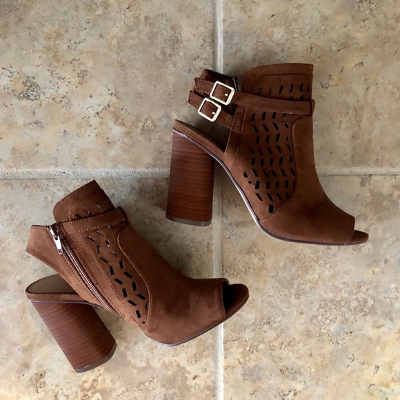 Madden Girl Shoes - Madden Girl 6.5 Faux Suede Booties